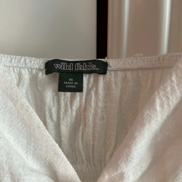 Target white crop top - Picture 2 of 3